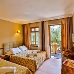Club Gultur 3* Küçükkuyu