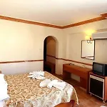 Club Gultur Hotel 3*