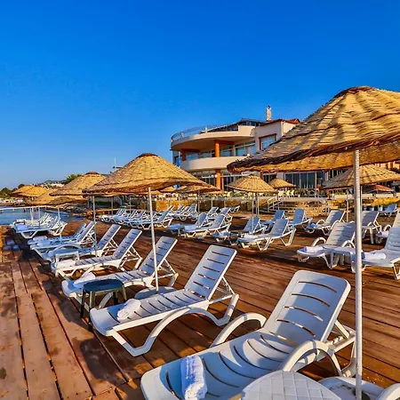 Hotel Club Gultur 3*