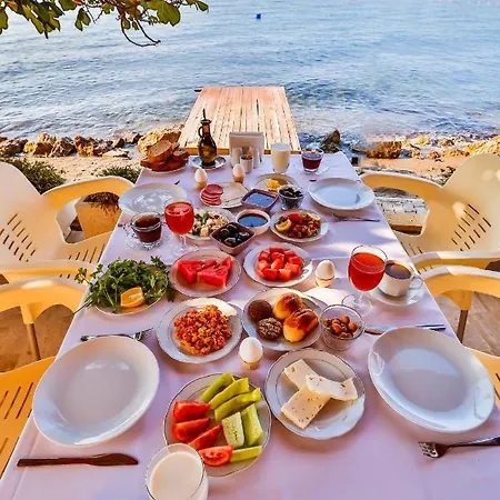 Club Gultur Hotel Küçükkuyu