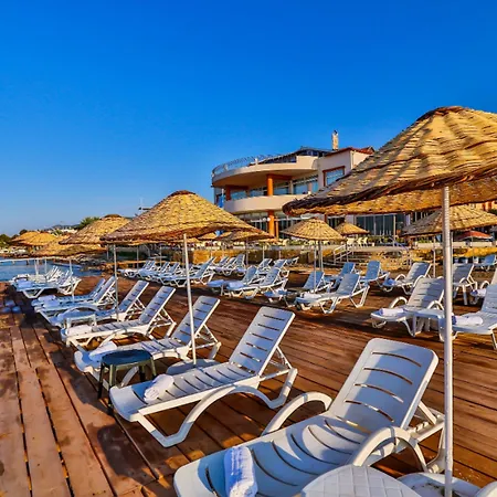 Club Gultur 3*
