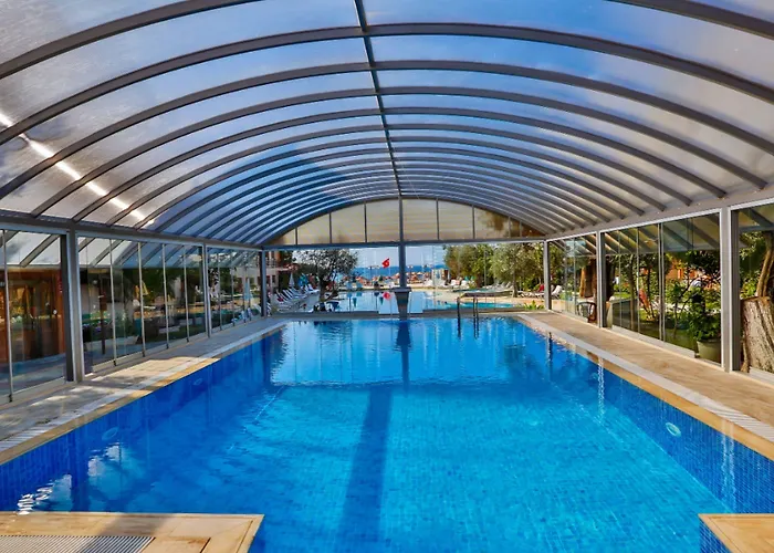 Club Gultur Szálloda 3*